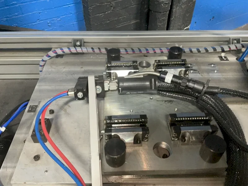 HOT MELT TECHNOLOGIES 37” X 32” BENCHMARK 315 APPLICATOR STATION