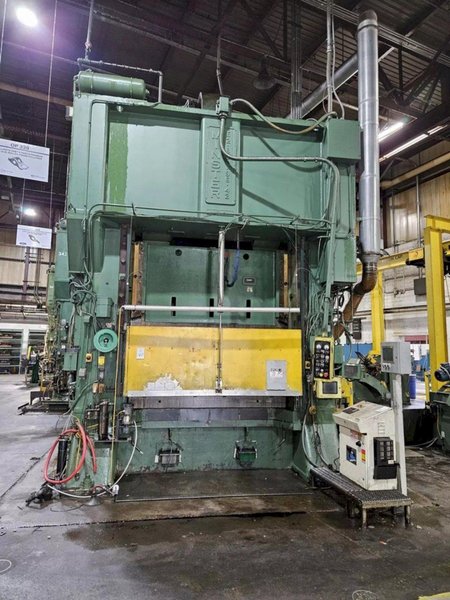 Minster 800-ton Capacity Straight Side Mechanical Stamping Press Model E2-800-96-42 Hevi-Stamper