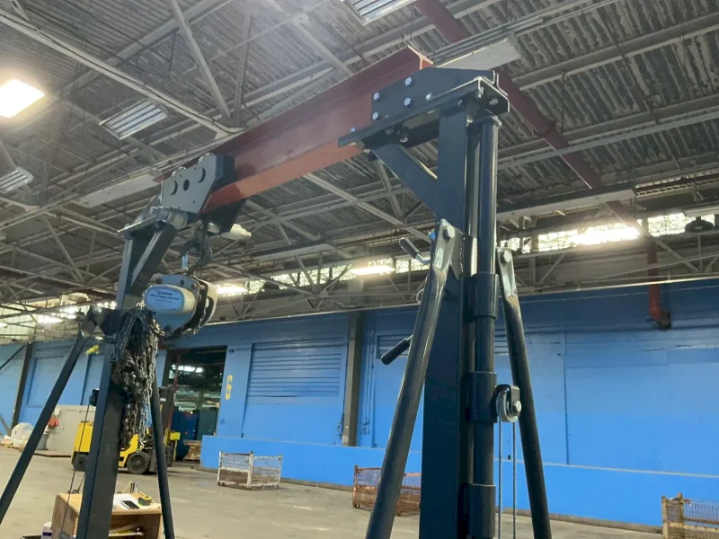 INGERSOLL RAND 2 METRIC TONS GANTRY CRANE