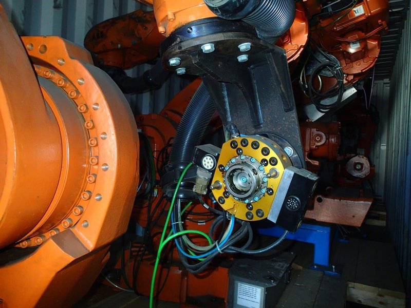 ABB IRB 6600 Robot, 2006 – 6 Axis, IRC5 Drive System 04 Control