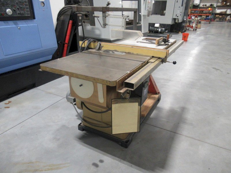 Powermatic Model 66 Tilting Arbor Table Saw, 10" 48" Fence, Dust Collector, Portable