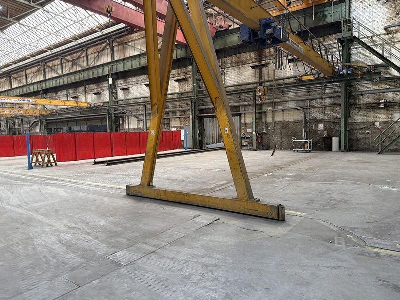 Abus - Semi-portal 5 ton x 15 050 mm