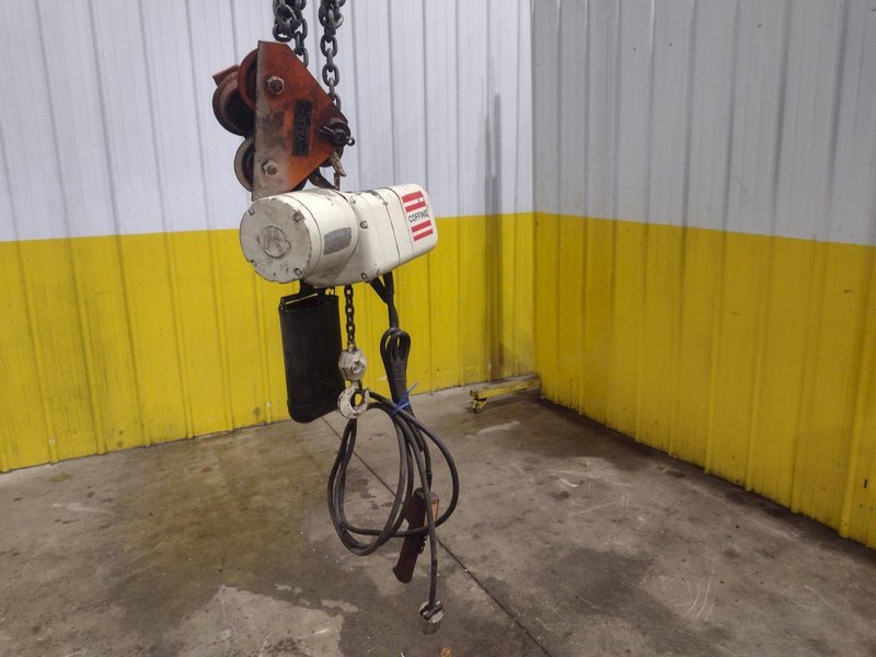1 TON COFFING HOIST: STOCK #22474