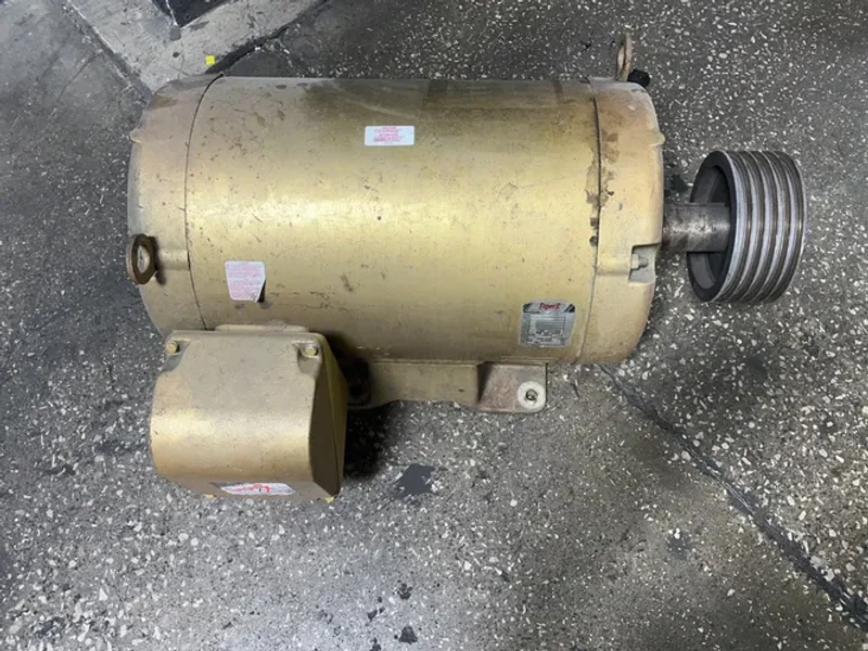 BALDOR 100 HP MOTOR   -  EM2555T-4
