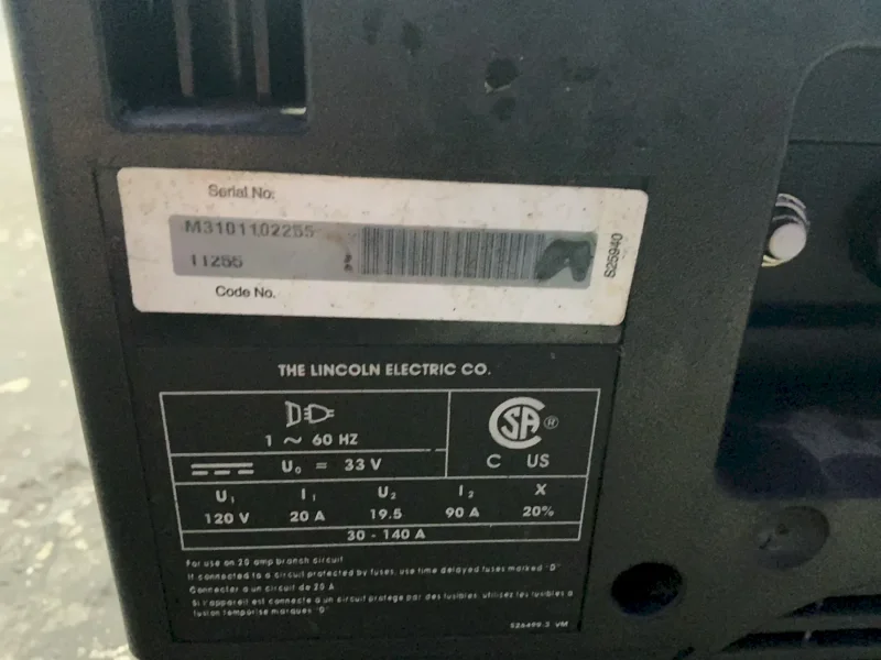 LINCOLN ELECTRIC 90-140 A WELDER  -  POWER MIG 140C