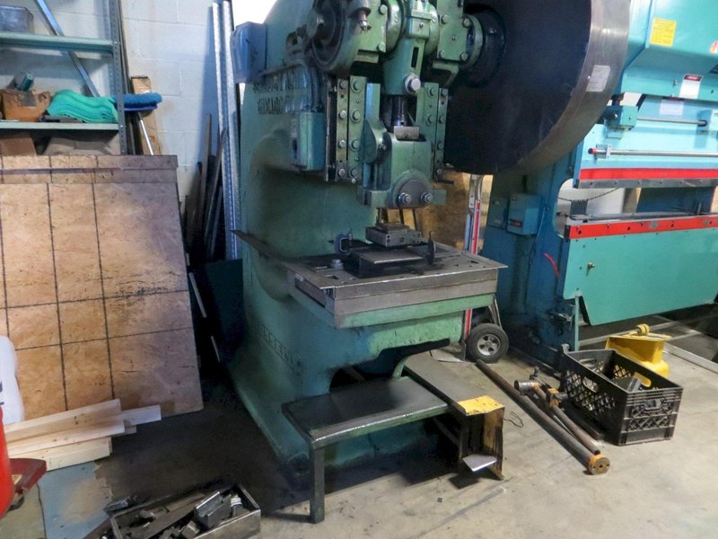 40 Ton Used Rousselle Gap Frame Mechanical Clutch Press Model 4G