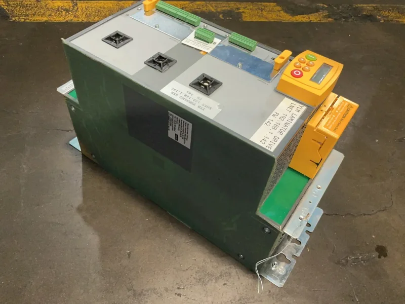 PARKER VARIABLE FREQUENCY DRIVE  -  890CD-532450D0-000-1A000