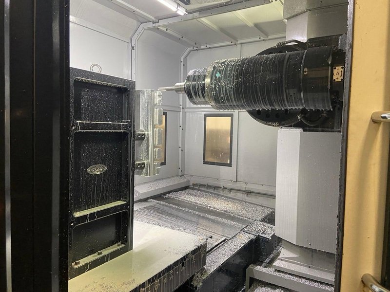 Makino MCC2013-VG 6-Axis HMC, 2016