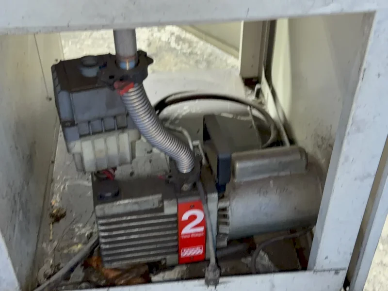 YAMATO 23”X23”X23” CHAMBER VACUUM CHAMBER   -  DP6