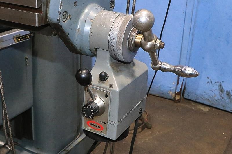CLAUSING-KONDIA VERTICAL MILLING MACHINE MODEL: FV-300