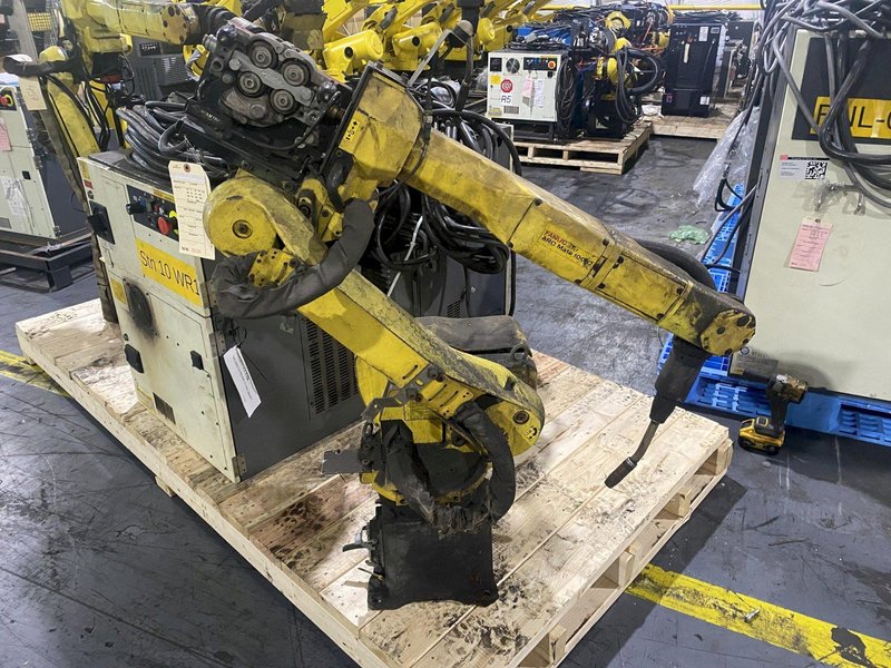 FANUC – ArcMate 100iC/6L w/ R-30iB Controls PARTS ONLY