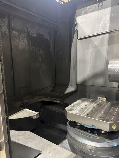 Used 2013 Makino a61nx CNC Horizontal Machining Center For Sale