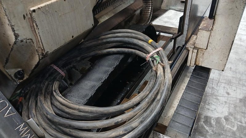 Doosan Puma 800L, 2006 – SMW Hyd Steady, 12″ Big Bore, Chip Conveyor,  Cut Hours 5105