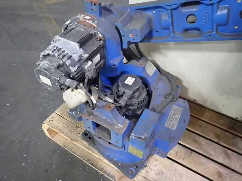 MOTOMAN / YASKAWA ELECTRIC 1.5KVA ROBOT  -  MH6