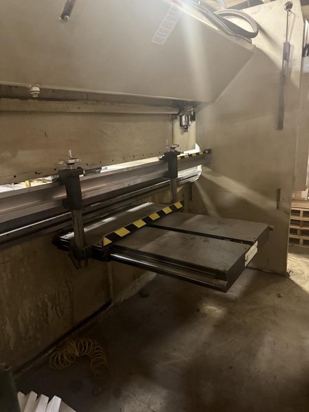 150 Ton X 10 ft LVD 150-JS-10 Press Brake 1995