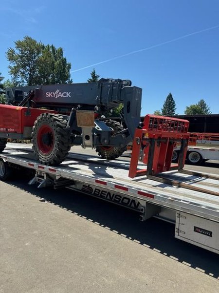 Skyjack SJ1056TH Telehandler Forklift, 2023 – 10,000 lb Capacity, 56′ Reach, 4×4 Rough Terrain Telescopic Handler