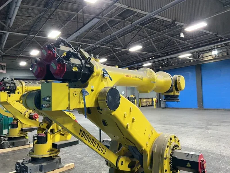 FANUC ROBOT ARM  -  M-900IB/280L