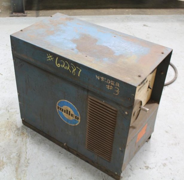 300 AMP MILLER WELDER: STOCK #62287