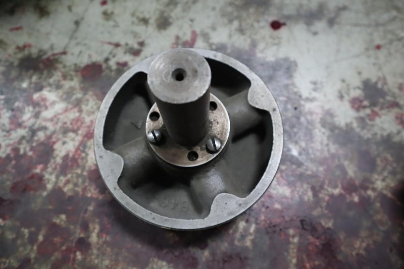 6" 4-Jaw &amp; 5" 3-Jaw Chuck- Auction Item