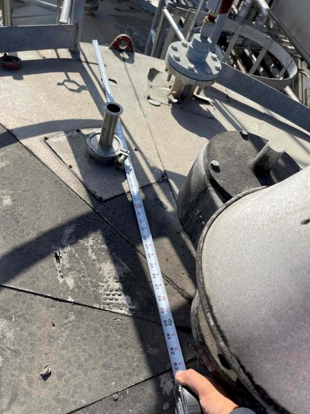 9,000 Gallon SS Vertical Tank