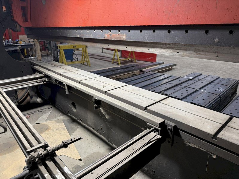 1250 TON X 20' CINCINNATI MODEL #1250HX16 HYDRAULIC PRESS BRAKE: YOBRO #25005