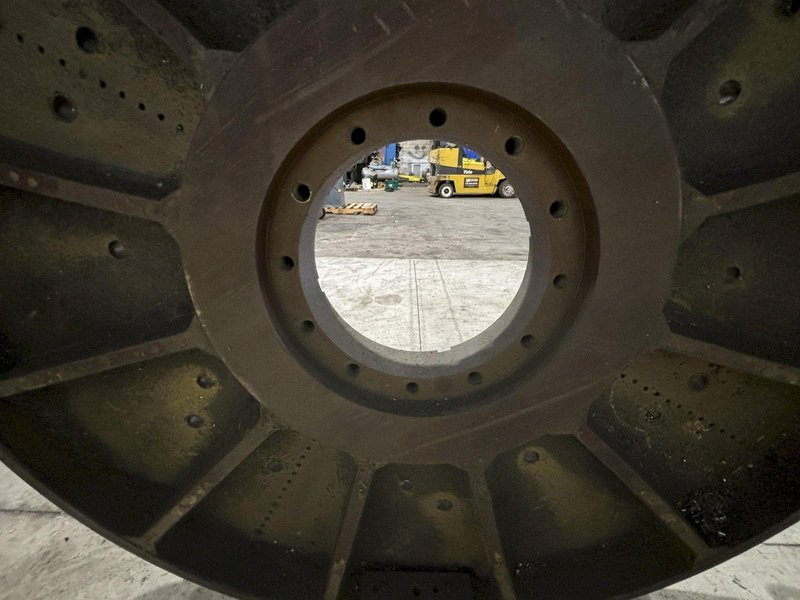 60&quot; FACEPLATE TYPE LATHE CHUCK: STOCK #21162