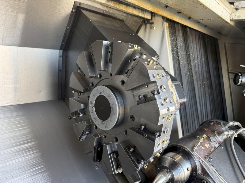 2010 Okuma Genos L400E Used CNC Lathe For Sale