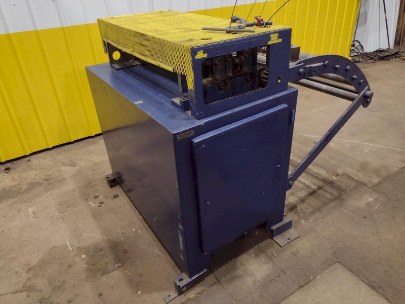 36&quot; X 18 GAUGE AMERICAN STEEL LINE 5  ROLL STRAIGHTENER STOCK #11424