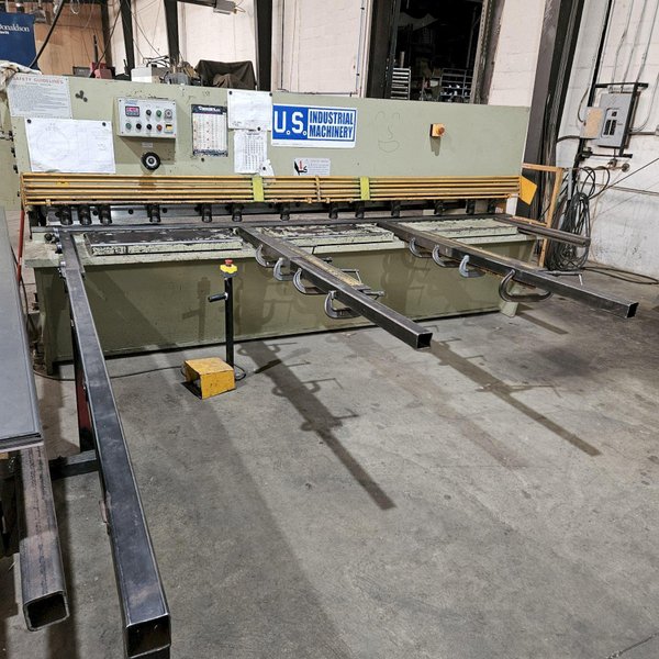 10' X 1/4" US INDUSTRIAL 1025 HYDRAULIC SHEAR. STOCK # 0134025.