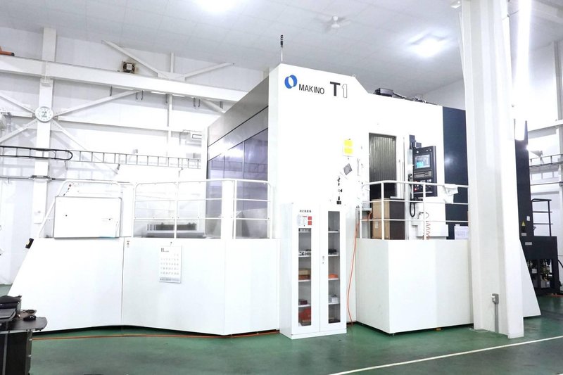 MAKINO T1 5 AXIS HMC - 2018