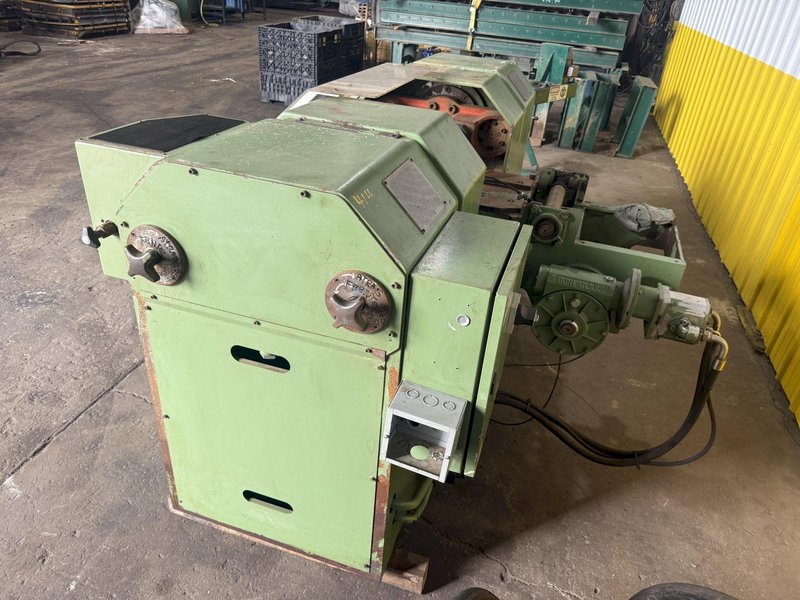 2001 BERCO PT250 TRACK PRESS WITH WTC TRACKMASTER IMPACT WRENCH &amp; CONVEYOR: YOBRO #24374