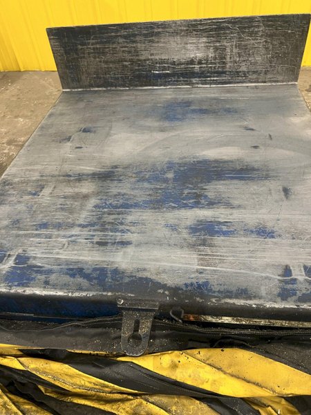 5,000 LB VESTIL MODEL #EHLTT-4848-5-47 HYDRAULIC LIFT AND TILT SCISSOR TABLE: STOCK #20544