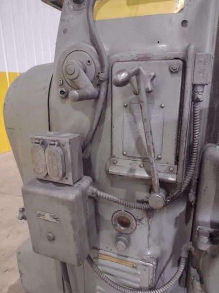 3 HP CINCINNATI MODEL 1-18 PLAIN HORIZONTAL MILLING MACHINE: STOCK #21031