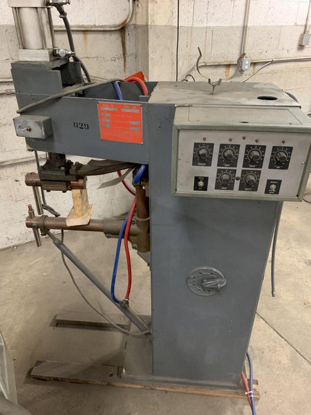 40 KVA American Industrial Resistance Welder Model A/P 40-18