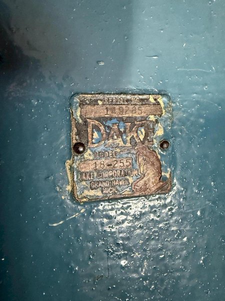 100 TON DAKE 18-255 HYDRAULIC 4 POST SPOTTING PRESS. STOCK # 0889925