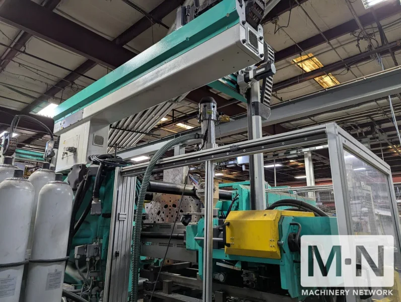 550 TON 29.1/ 8.2 OZ ARBURG MODEL 920S-5000-1300/400 2-COLOR INJECTION MOLDING MACHINE MFG 2015