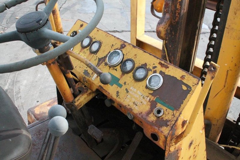 13000 LBS TOYOTA DIESEL FORKLIFT: STOCK # 65320