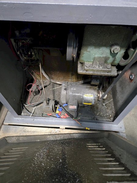 LETEN MODEL #PLCM-400A VERTICAL BANDSAW: YOBRO #24954