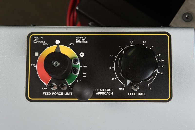 NEW - 31"H x 18"W HYD-MECH V-18 VERTICAL TILT FRAME BAND SAW