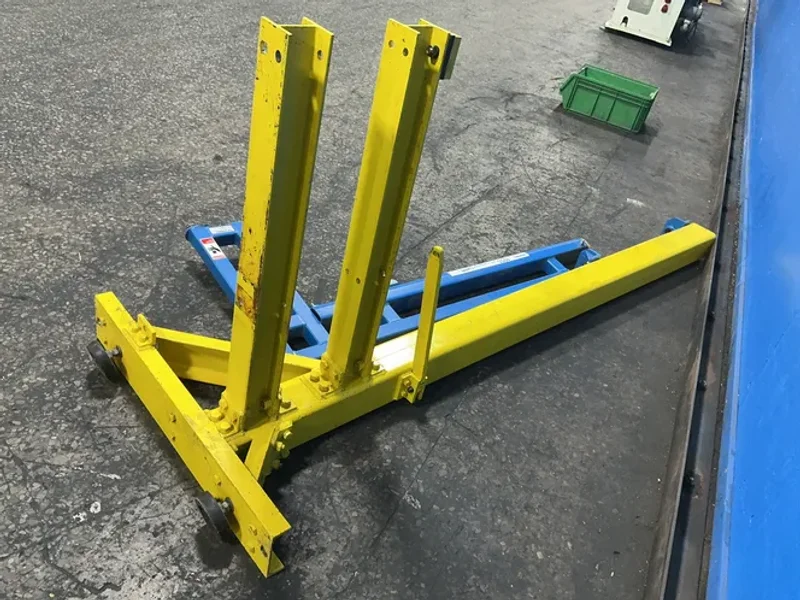 GORBEL 1000 LBS JIB CRANE