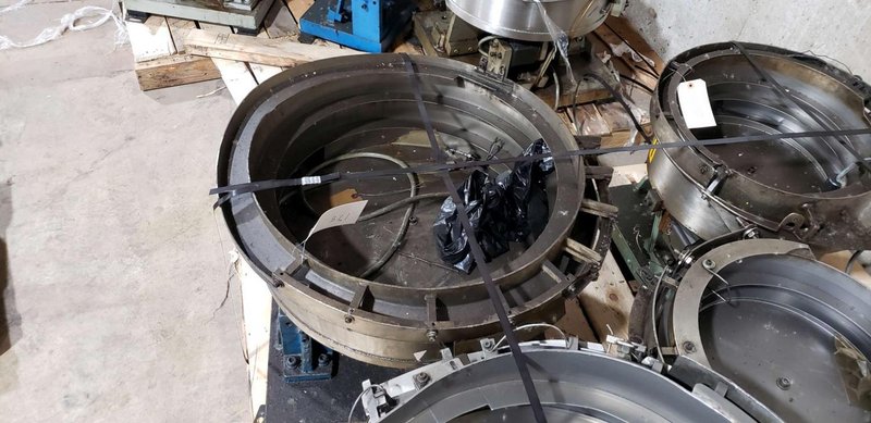 24″ CCW Feeder Bowl