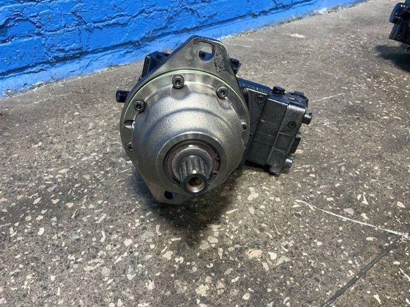 DANFOSS MOTOR TRACK DRIVE  -  51C060-1-RD1B