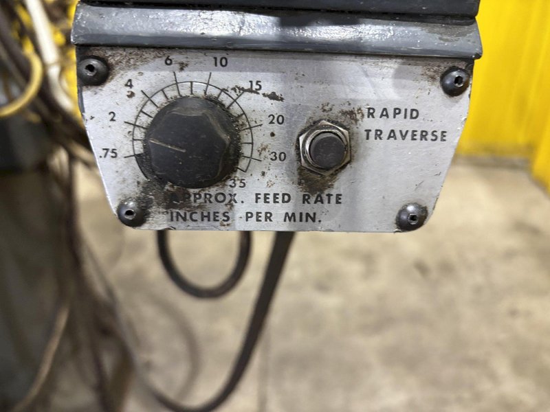 1.5 HP BRIDGEPORT RAM TYPE VERTICAL MILL: STOCK #22881