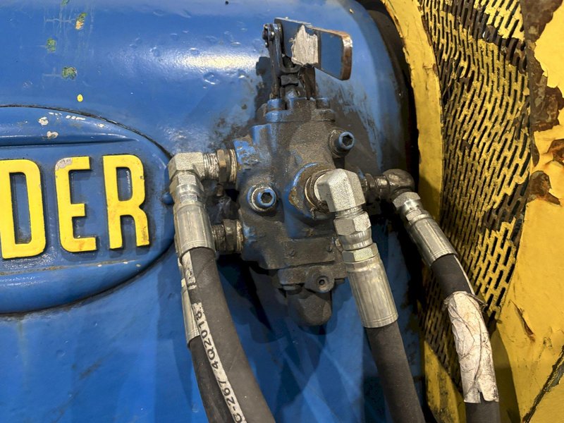 10,000 LB X 36” YODER MOTORIZED UNCOILER COIL REEL: STOCK #22950