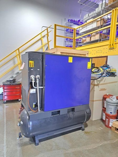 Quincy QGS 7.5 HP Rotary Screw Air Compressor with Integrated Dryer, 2022 – Low Hours, Lightly Used