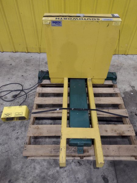 2,000 LBS SOUTHWORTH MODEL #2TU2-89 CONTAINER TILTER: STOCK #23523