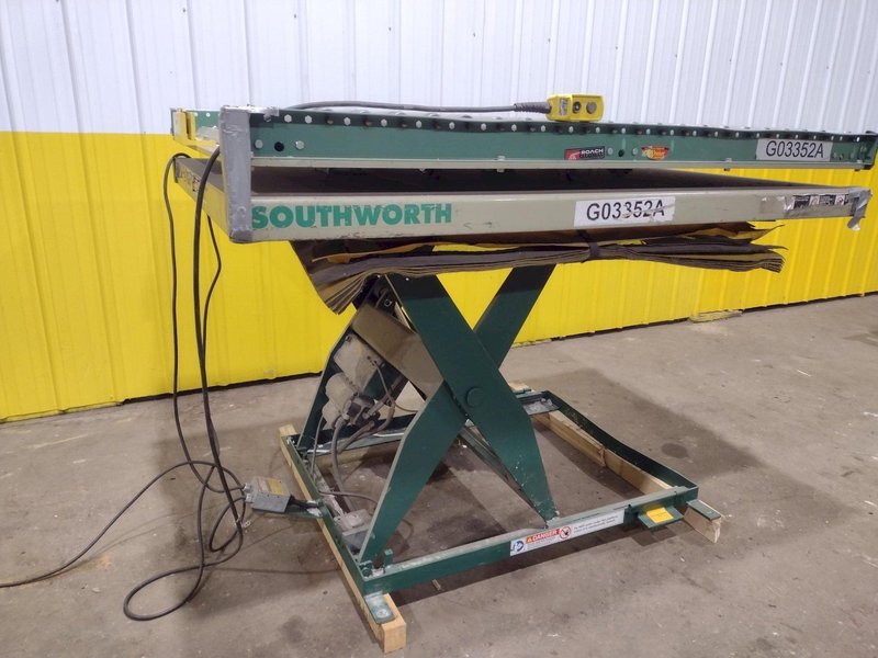 3,000 LBS 72" X 48" SOUTHWORTH LIFT TABLE W/ ROTATING TOP: STOCK #20938