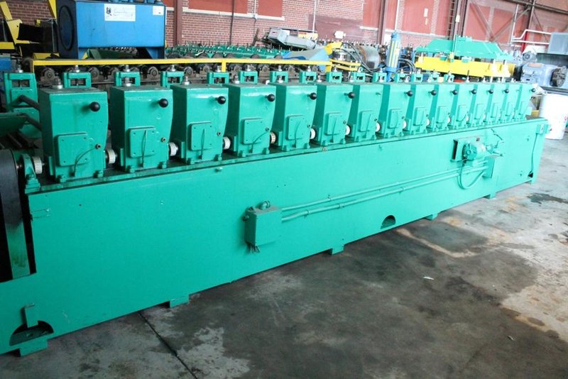 15 STAND X 30&quot; X 1-1/2&quot; VARGUS ROLLFORMER: STOCK #10933