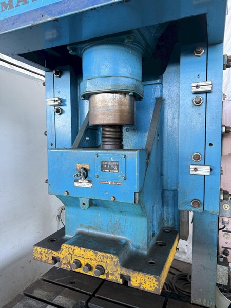 80 TON KOMATSU OBS80-2 GAP FRAME PRESS. STOCK # 0345525