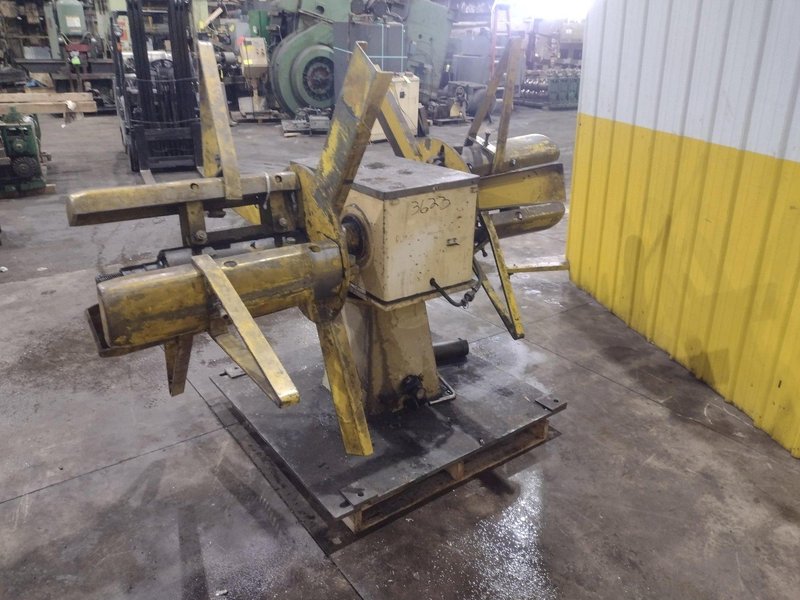 4,000 LB AMERICAN MODEL #70 DOUBLE END PULL OFF COIL REEL UNCOILER: YOBRO #24854